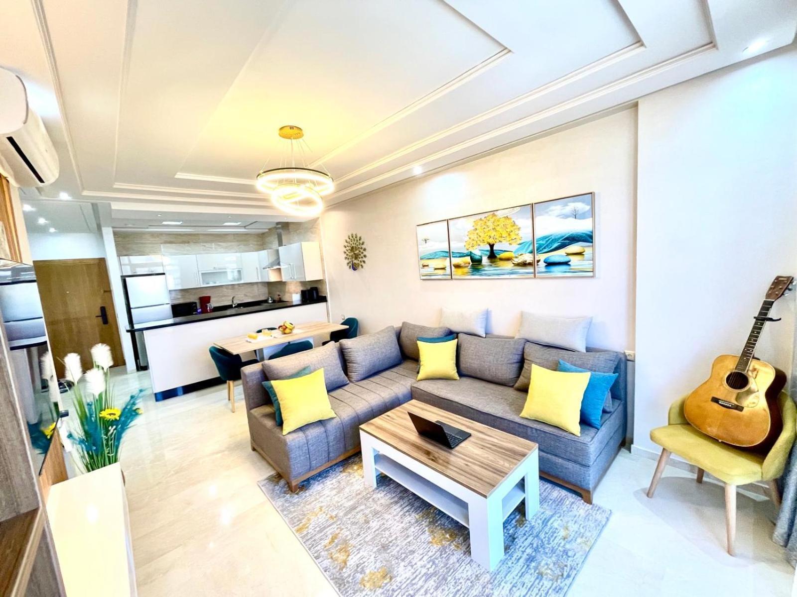 Modern Elegance With Sea Views In Central Tangier - Steps To Beach, Train And Attractions! Экстерьер фото